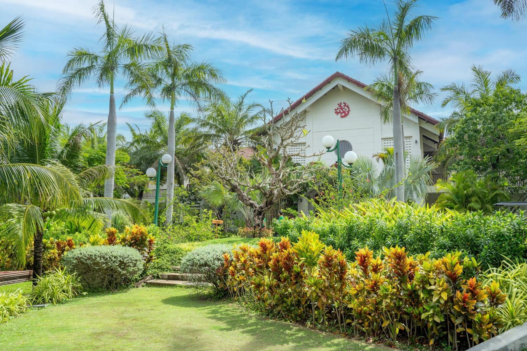 Khu nghỉ mát Pax Ana Doc Let & Ninh Hoa